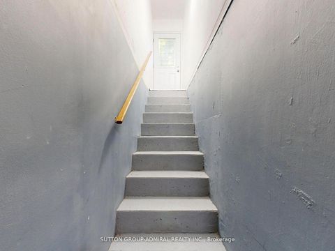 Photo 37 at 280 Bernard Avenue, Devonsleigh, Richmond Hill