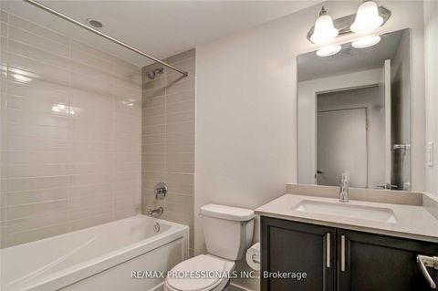 Photo 8 at 4 - 31 Florence Street, Little Portugal, Toronto