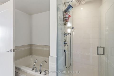 Photo 18 at 606 - 25 Malcolm Road, Leaside, Toronto