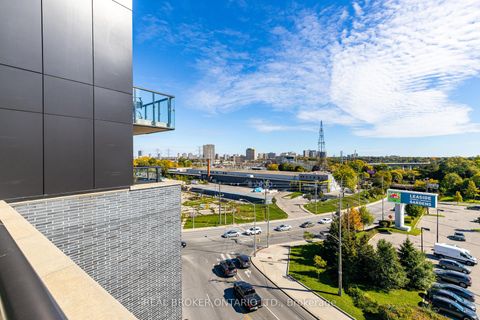 Photo 23 at 606 - 25 Malcolm Road, Leaside, Toronto