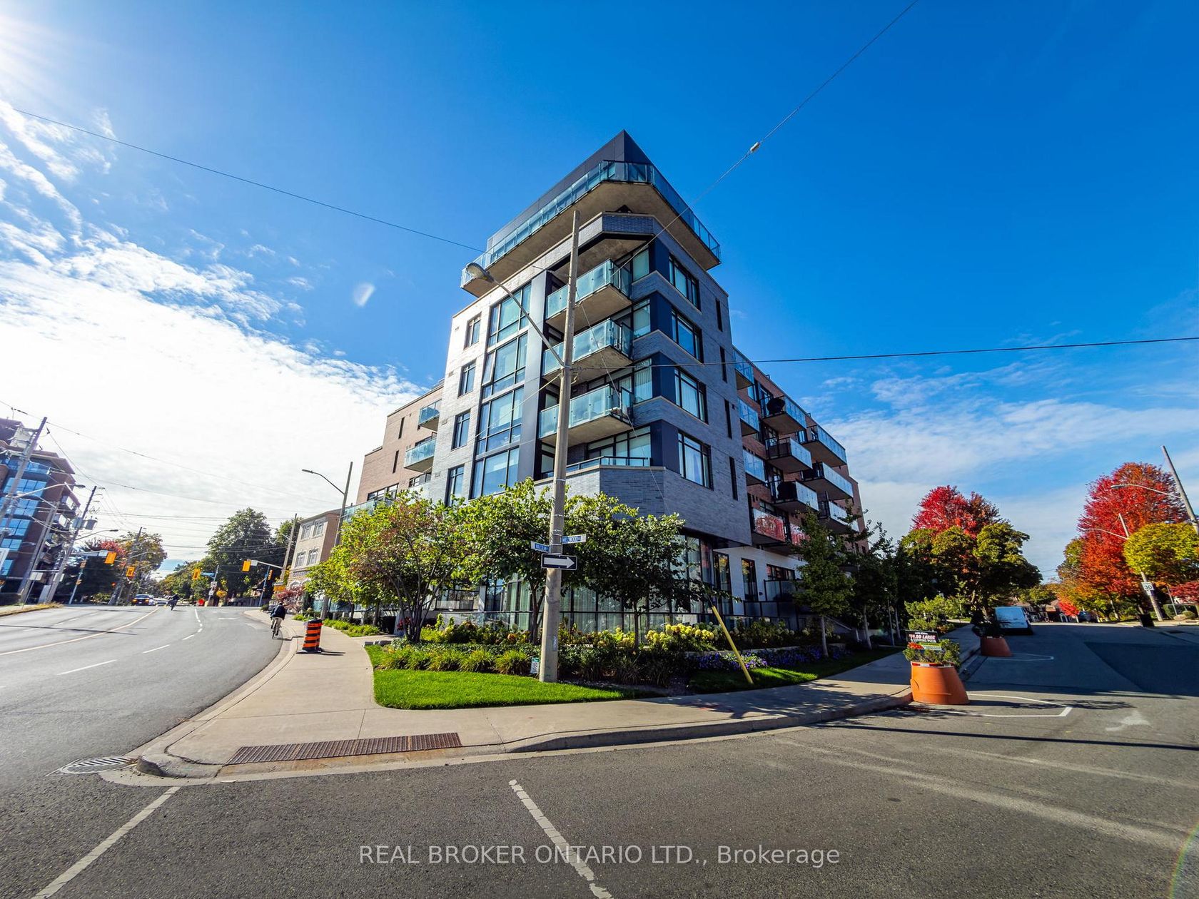 606 - 25 Malcolm Road, Leaside, Toronto 