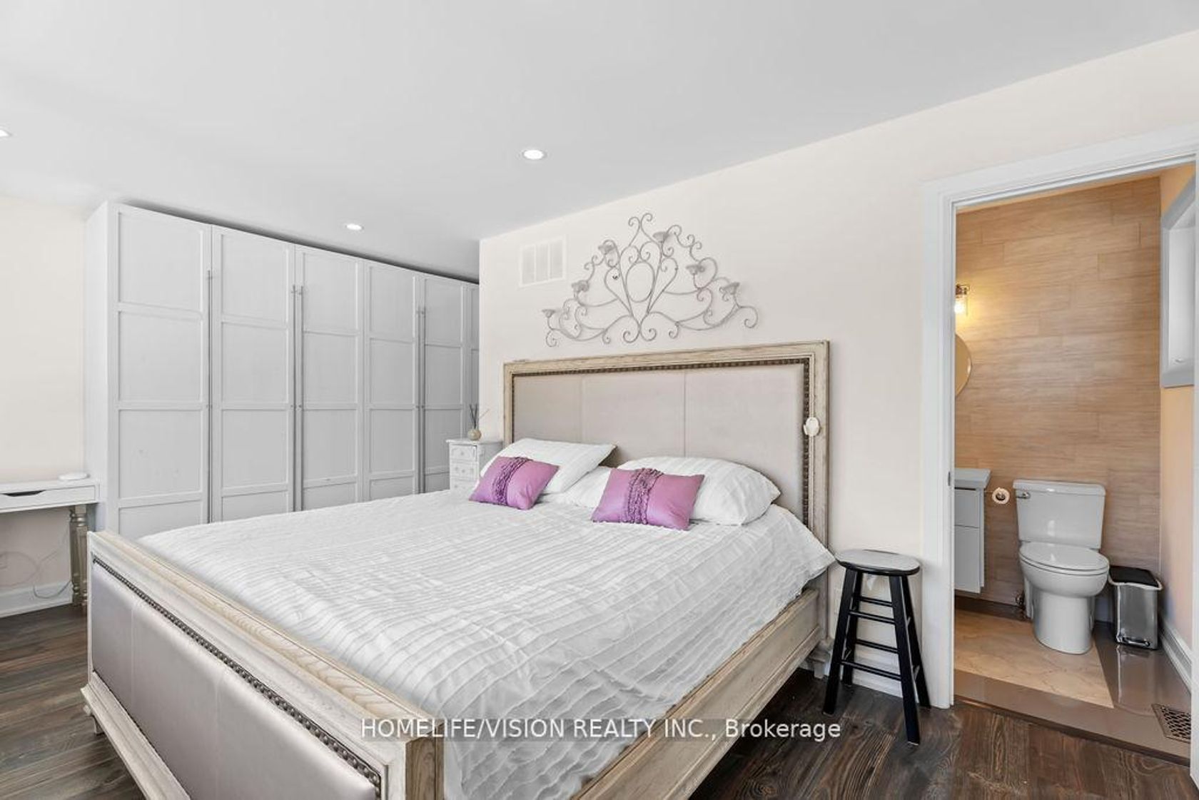 10 Majestic Court, Glen Park, Toronto 