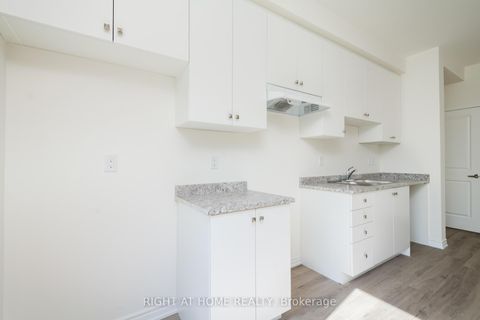 Photo 10 at 19 Ravenscraig Place, Cookstown, Innisfil