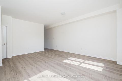 Photo 11 at 19 Ravenscraig Place, Cookstown, Innisfil