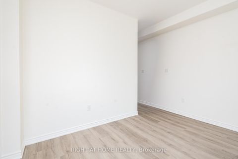Photo 13 at 19 Ravenscraig Place, Cookstown, Innisfil