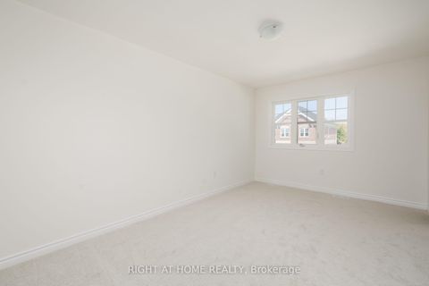 Photo 16 at 19 Ravenscraig Place, Cookstown, Innisfil Photo 16 at 19 Ravenscraig Place, Cookstown, Innisfil