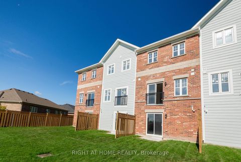 Photo 33 at 19 Ravenscraig Place, Cookstown, Innisfil Photo 33 at 19 Ravenscraig Place, Cookstown, Innisfil