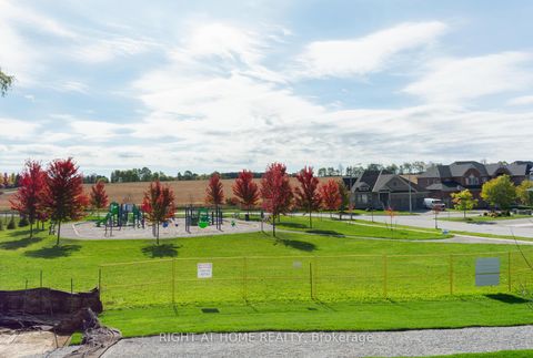 Photo 36 at 19 Ravenscraig Place, Cookstown, Innisfil