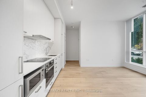 Photo 10 at 105 - 10 Honeycrisp Crescent, Vaughan Corporate Centre, Vaughan