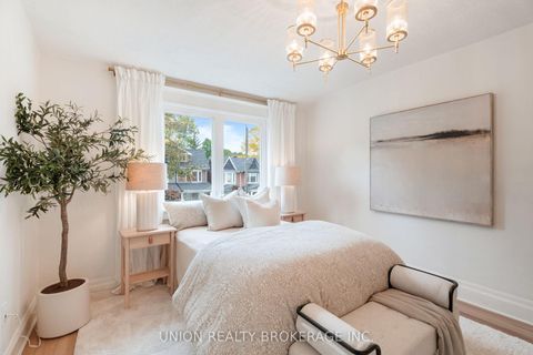 Photo 16 at 262 Silver Birch Avenue, The Beaches, Toronto