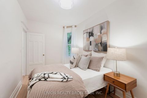 Photo 23 at 262 Silver Birch Avenue, The Beaches, Toronto
