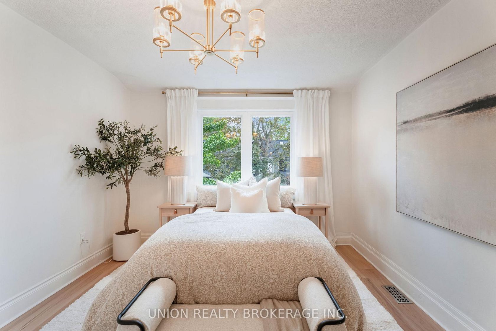 Photo 17 at 262 Silver Birch Avenue, The Beaches, Toronto Photo 17 at 262 Silver Birch Avenue, The Beaches, Toronto