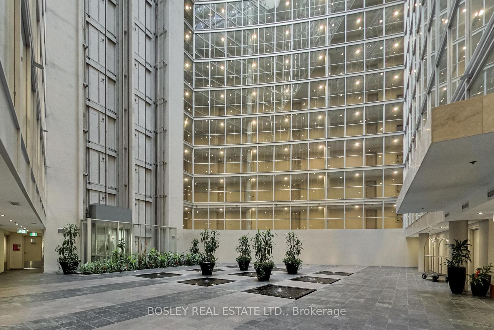 Photo 1 at 508 - 650 Queens Quay W, Niagara, Toronto Photo 1 at 508 - 650 Queens Quay W, Niagara, Toronto