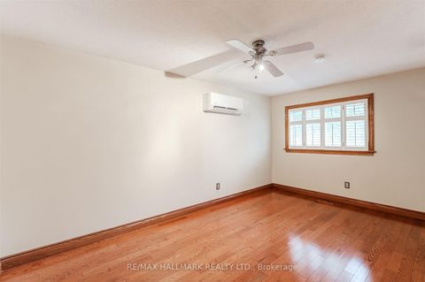 Photo 26 at 145 Old Surrey Lane, South Richvale, Richmond Hill