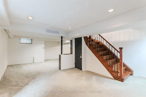 Photo 31 at 145 Old Surrey Lane, South Richvale, Richmond Hill