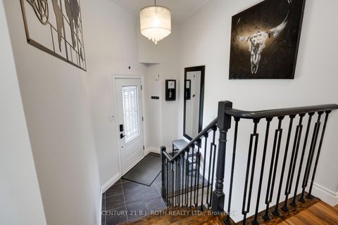 Photo 6 at 55 HOLLY MEADOW Road, Holly, Barrie