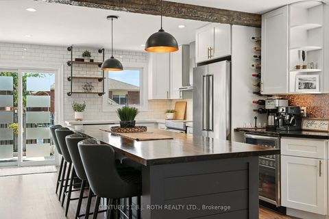 Photo 10 at 55 HOLLY MEADOW Road, Holly, Barrie