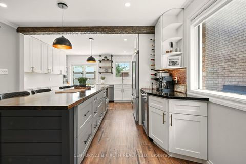 Photo 11 at 55 HOLLY MEADOW Road, Holly, Barrie