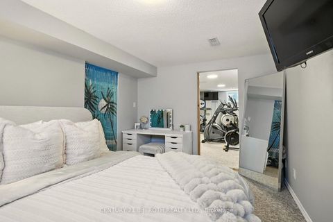 Photo 29 at 55 HOLLY MEADOW Road, Holly, Barrie