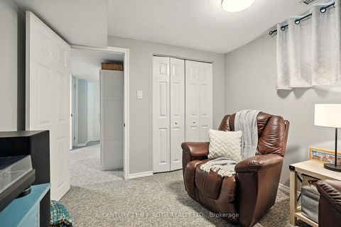 Photo 33 at 55 HOLLY MEADOW Road, Holly, Barrie