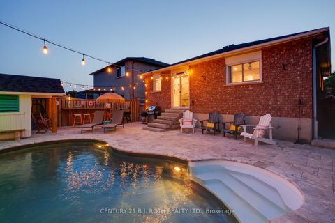 Photo 39 at 55 HOLLY MEADOW Road, Holly, Barrie