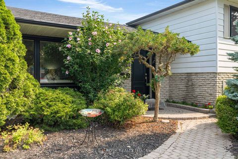 Photo 1 at 50 Belcourt Avenue, Grove East, Barrie Photo 1 at 50 Belcourt Avenue, Grove East, Barrie