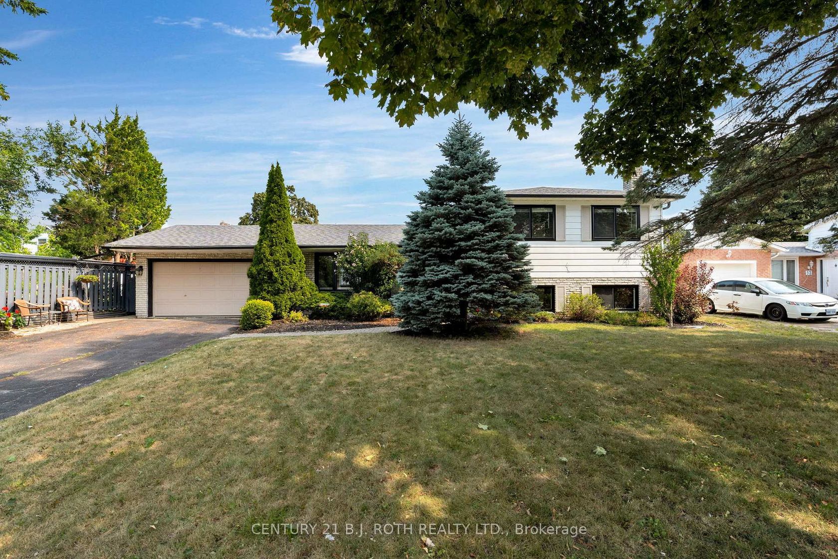 50 Belcourt Avenue, Grove East, Barrie photo number 2