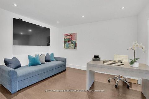 Photo 13 at 68 Findlay Avenue, King City, King