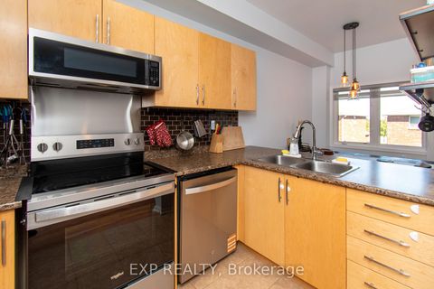 Photo 13 at 64 - 175 Stanley Street, East Bayfield, Barrie
