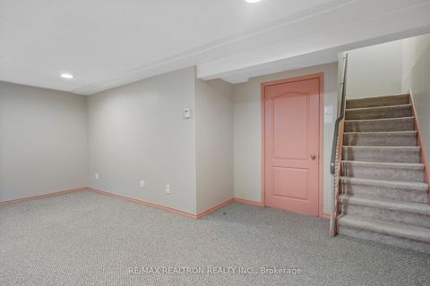 Photo 9 at 10 - 19 Centennial Park Road, West Deane, Toronto