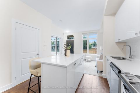 Photo 7 at L118 - 9570 Islington Avenue, Sonoma Heights, Vaughan