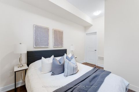 Photo 14 at L118 - 9570 Islington Avenue, Sonoma Heights, Vaughan