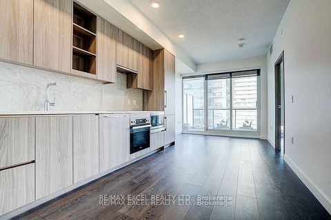 Photo 5 at 2001 - 85 McMahon Drive, Bayview Village, Toronto