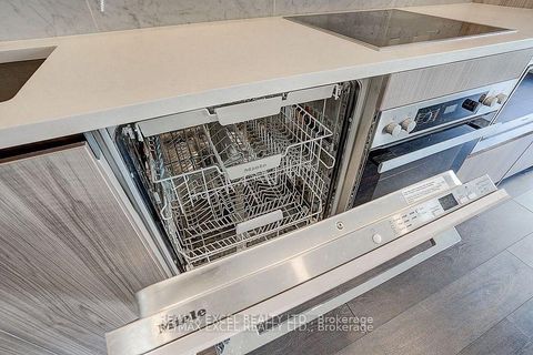 Photo 13 at 2001 - 85 McMahon Drive, Bayview Village, Toronto