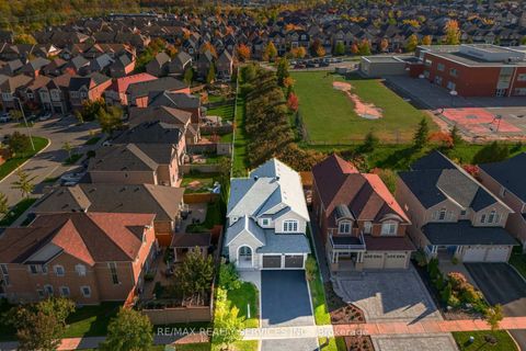 Photo 1 at 71 Ivy Glen Drive, Patterson, Vaughan