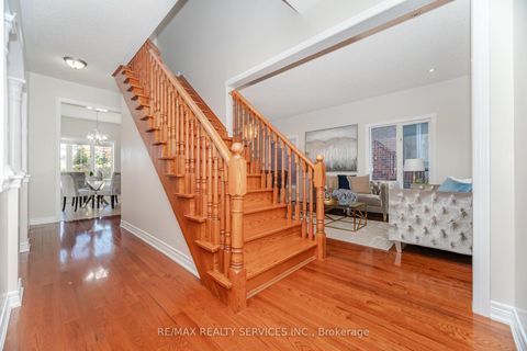 Photo 21 at 71 Ivy Glen Drive, Patterson, Vaughan