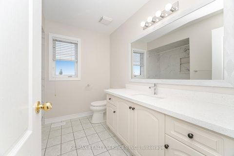 Photo 31 at 71 Ivy Glen Drive, Patterson, Vaughan