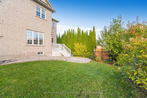 Photo 42 at 71 Ivy Glen Drive, Patterson, Vaughan