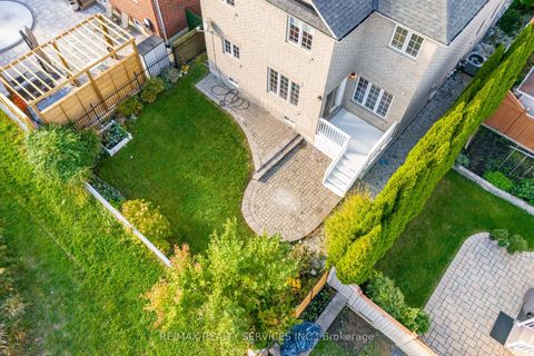 Photo 44 at 71 Ivy Glen Drive, Patterson, Vaughan