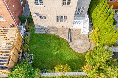 Photo 46 at 71 Ivy Glen Drive, Patterson, Vaughan