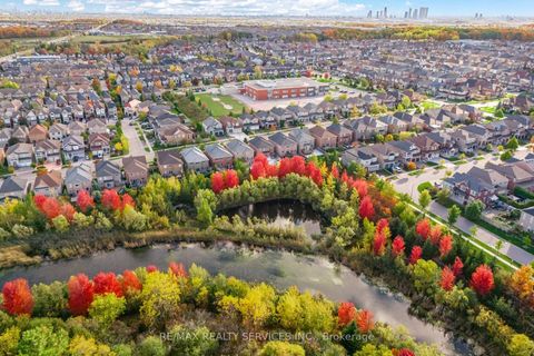 Photo 49 at 71 Ivy Glen Drive, Patterson, Vaughan