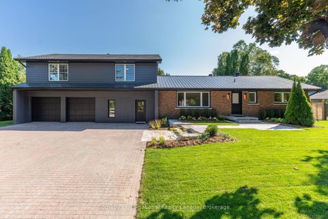 Photo 1 at 31 Elizabeth Street E, Creemore, Clearview