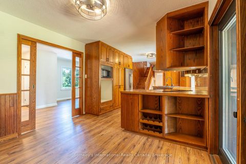 Photo 19 at 31 Elizabeth Street E, Creemore, Clearview
