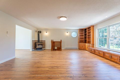 Photo 31 at 31 Elizabeth Street E, Creemore, Clearview