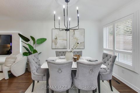 Photo 6 at 9 Maconnachie Place, Bowmanville, Clarington