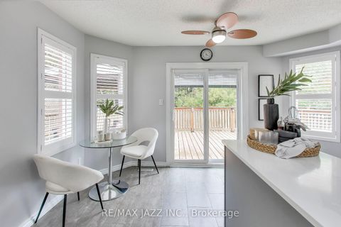 Photo 10 at 9 Maconnachie Place, Bowmanville, Clarington