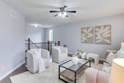 Photo 15 at 9 Maconnachie Place, Bowmanville, Clarington