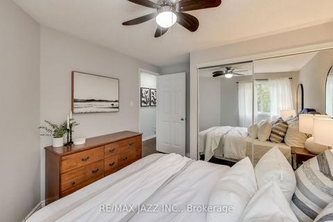 Photo 21 at 9 Maconnachie Place, Bowmanville, Clarington