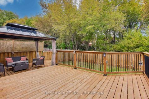 Photo 30 at 9 Maconnachie Place, Bowmanville, Clarington