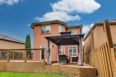 Photo 36 at 9 Maconnachie Place, Bowmanville, Clarington
